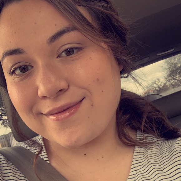 Meet your posher 😊 - Picture 1 of 1